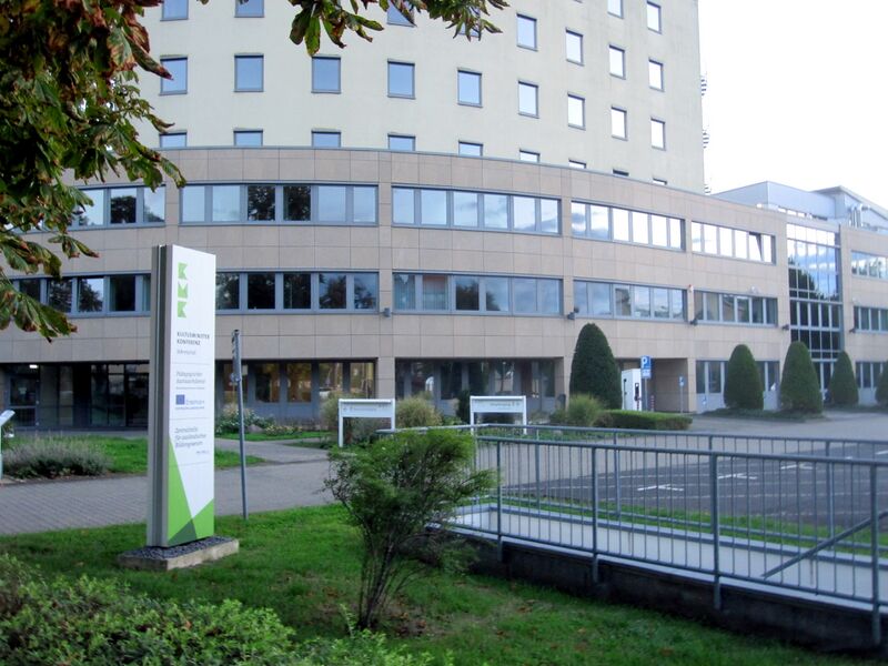 Datei:Behördengebäude BfDI IMG 3977.jpg