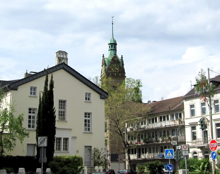 Datei:Blick zur Lutherkirche IMG 0668.jpg