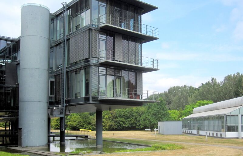 Datei:Forschungszentrum Caesar IMG 3768.jpg