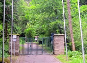 Zufahrt Waldfriedhof Rhöndorf IMG 3435.jpg