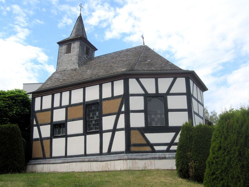 Datei:Blick zur Kapelle IMG 3576.jpg