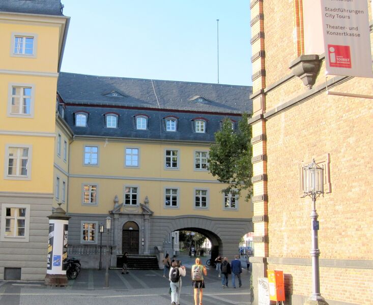Datei:Altes Stadthaus Bonn IMG 0193.jpg
