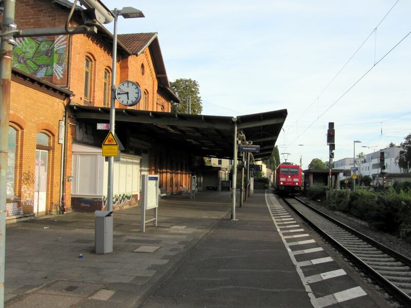 Datei:Bahnhof Niederdollendorf IMG 0087.jpg