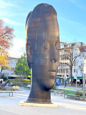 Laurelle IMG 47961.jpg