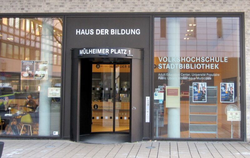 Datei:Haus der Bildung IMG 3095.jpg