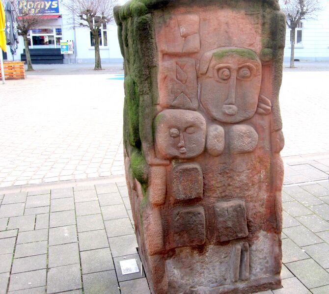 Datei:Lebensssäule Vetere IMG 3049.jpg