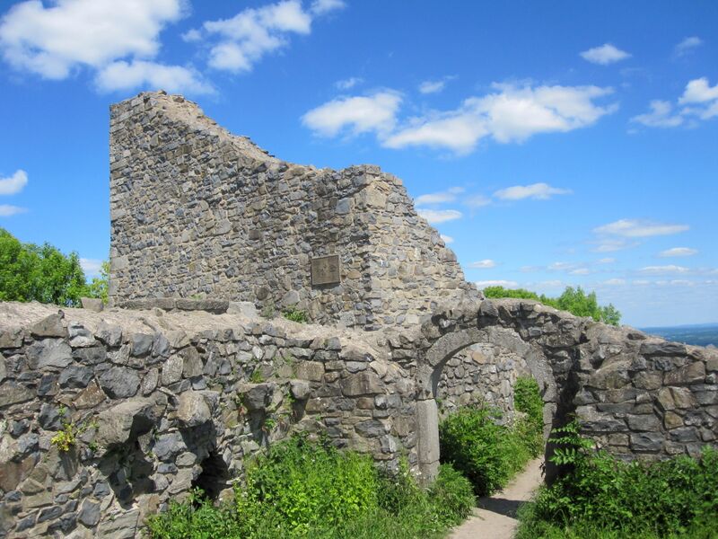 Datei:Ruine der Löwenburg IMG 1585.jpg