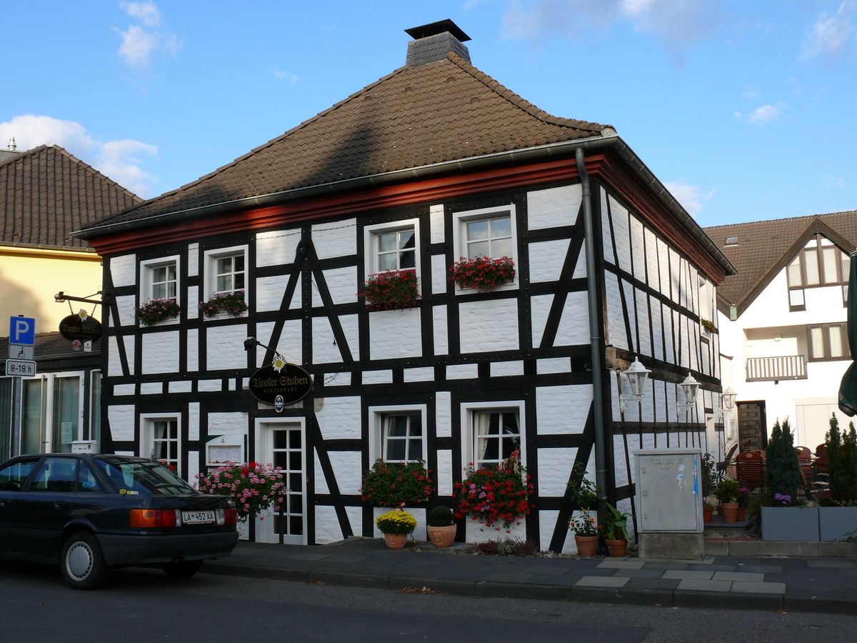r-ttgen-bonn-wiki