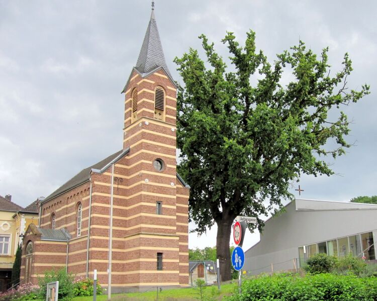 Datei:Alte evangelische Kirche Bornheim IMG 0010.jpg