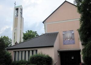 Christuskirche an der Wurzerstrasse IMG 1824.jpg
