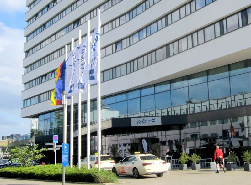 Datei:Radisson Blu IMG 3389.jpg