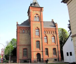 Altes Rathaus in Oberkassel - IMG 0085.jpg