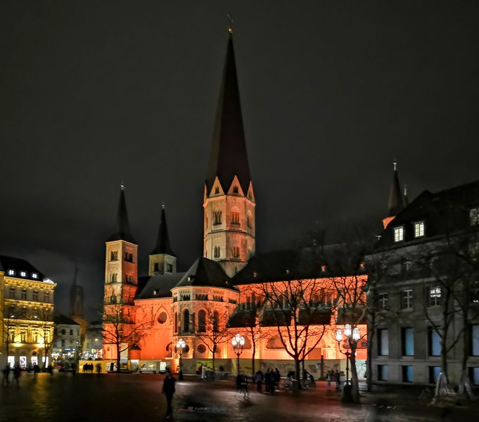Datei:Münster Bonn.jpg